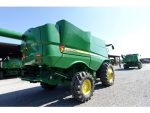 2015 JOHN DEERE S670