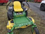 John Deere Z445 Zero Turn Lawn Mower, Y2600044